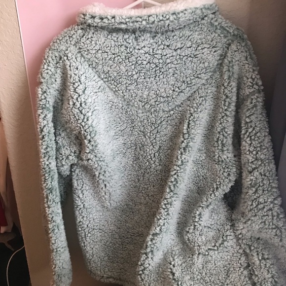 Mint Green Pullover Sherpa - Picture 5 of 6